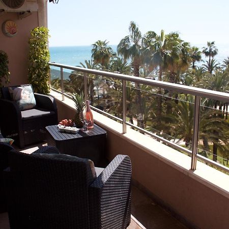 El Palmeral,Sea View,Pool- Seasonal Lägenhet Torrevieja Exteriör bild