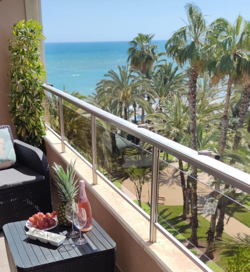 El Palmeral,Sea View,Pool- Seasonal Lägenhet Torrevieja Exteriör bild