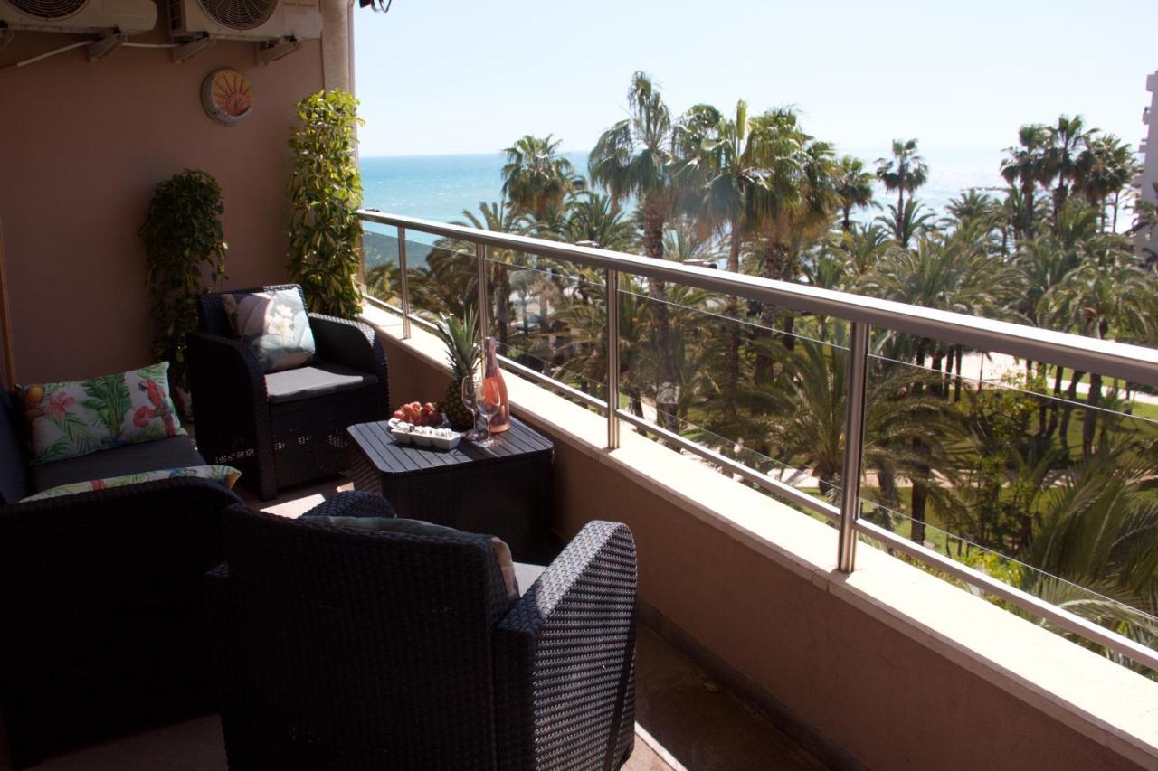El Palmeral,Sea View,Pool- Seasonal Lägenhet Torrevieja Exteriör bild