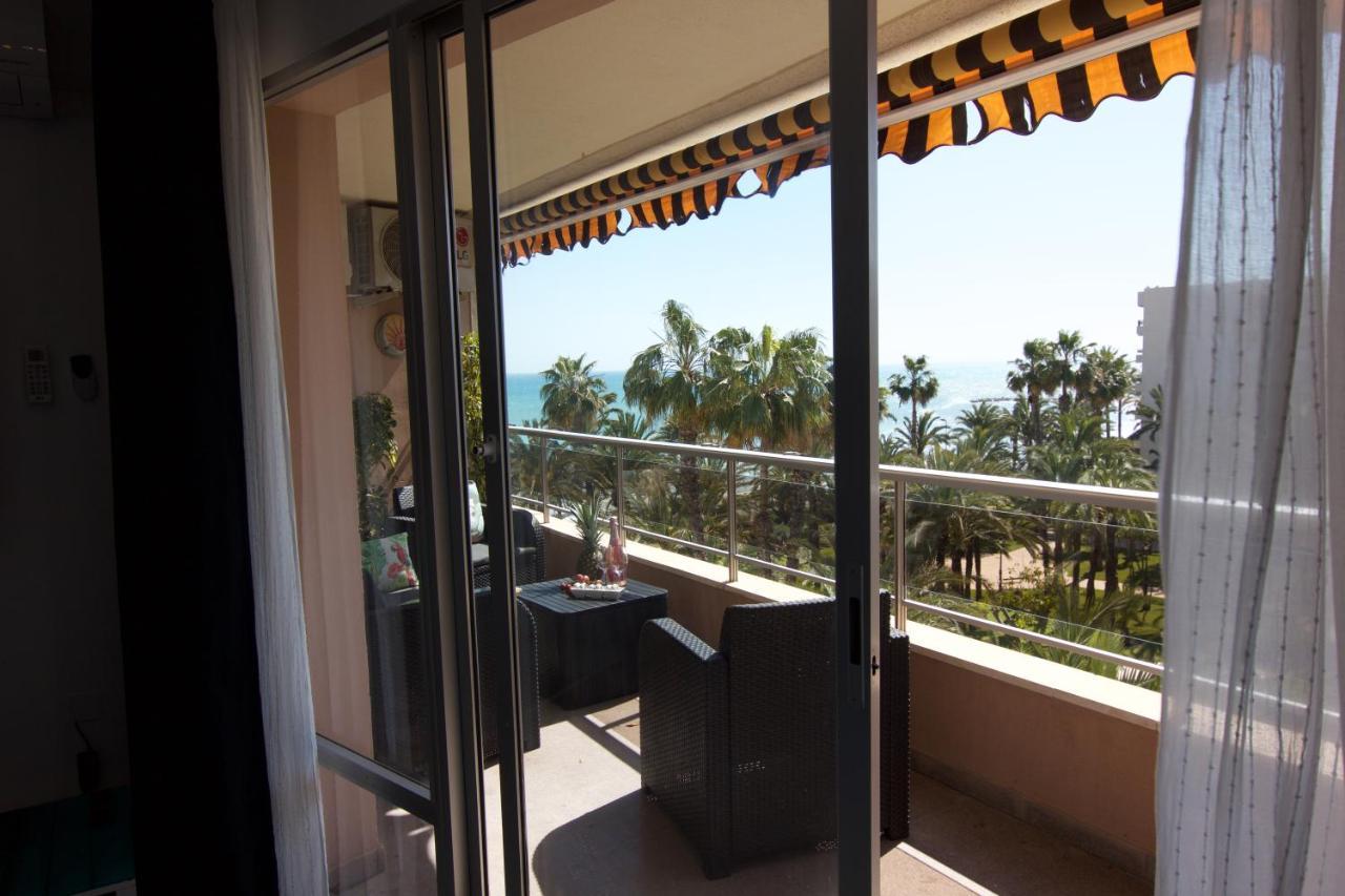 El Palmeral,Sea View,Pool- Seasonal Lägenhet Torrevieja Exteriör bild